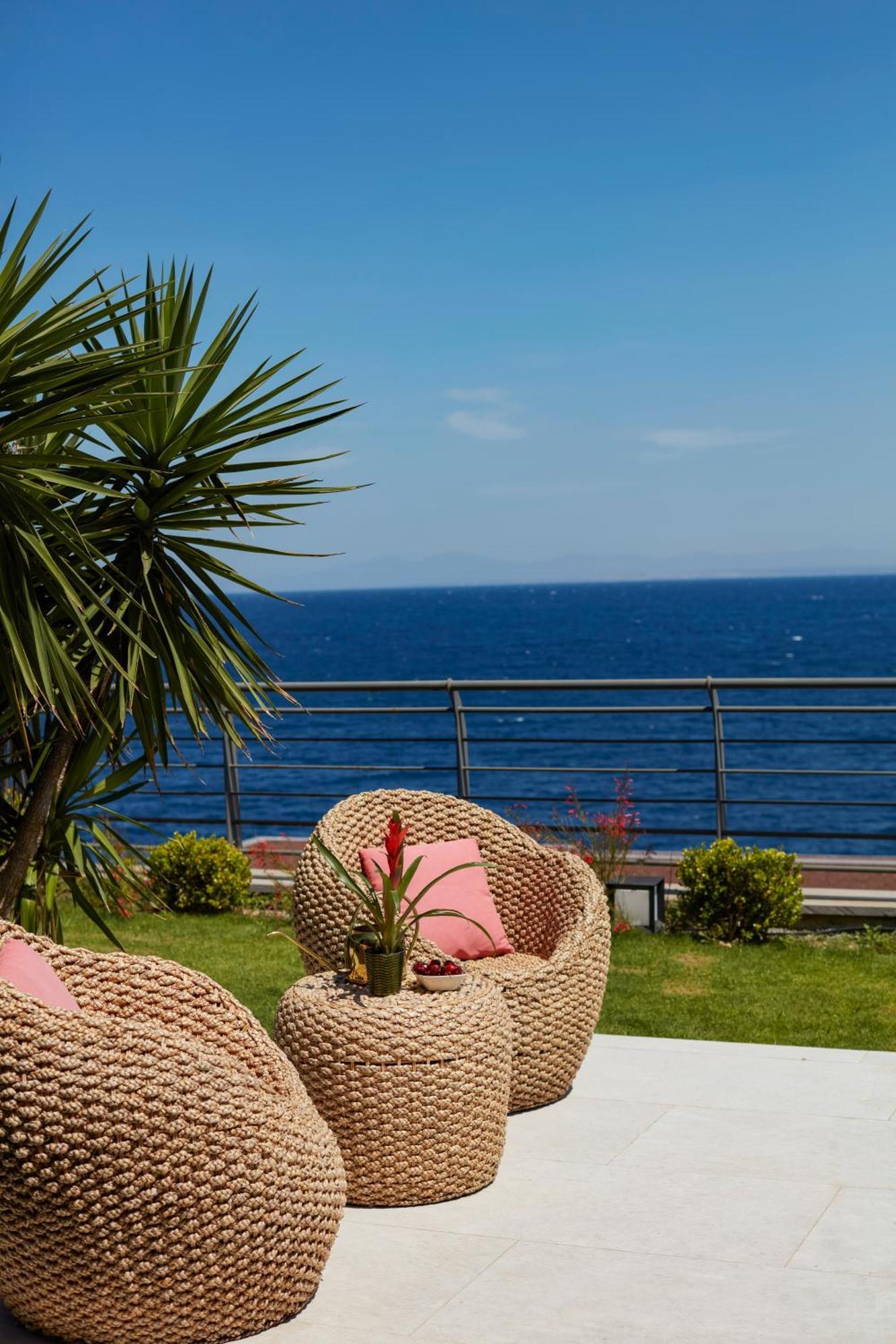 Root Redrock Yalikavak Villa Exterior photo