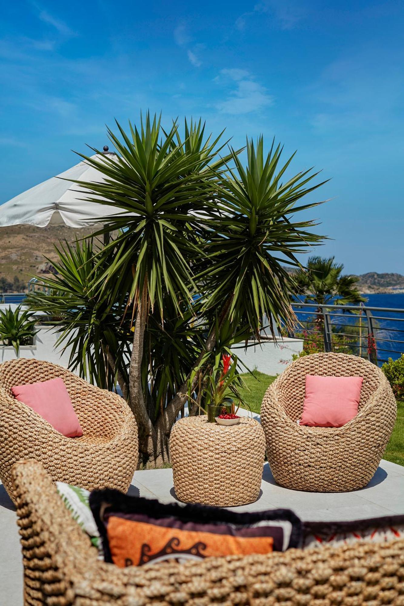 Root Redrock Yalikavak Villa Exterior photo